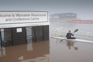Canoeists-from-the-Worcester-Canoe-Club