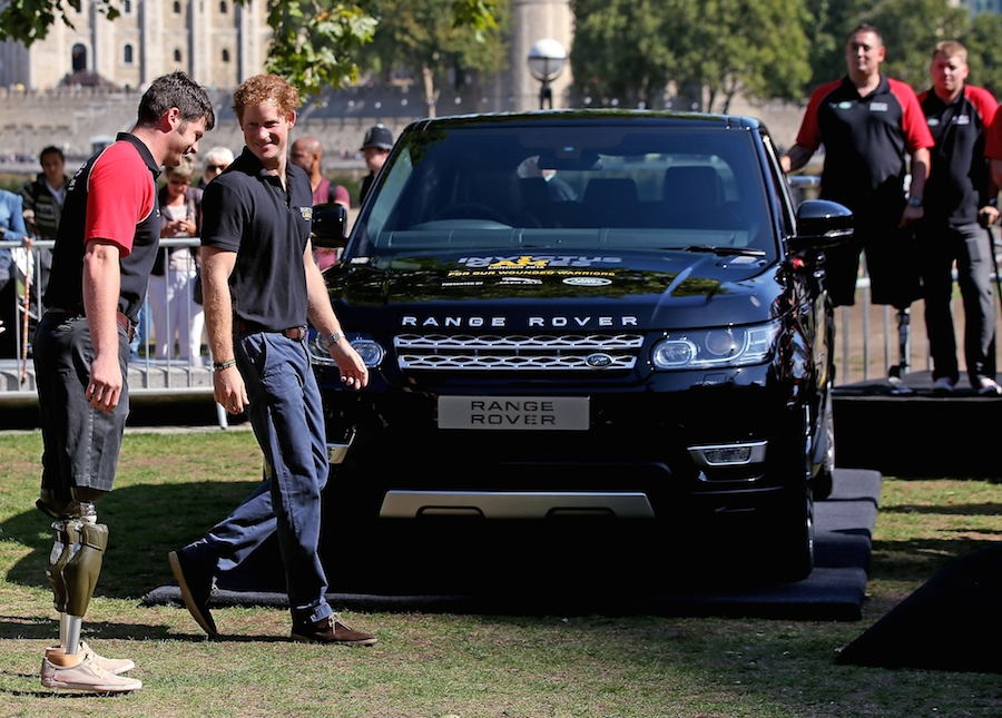 JLR Hosts Invictus Driving Challenge